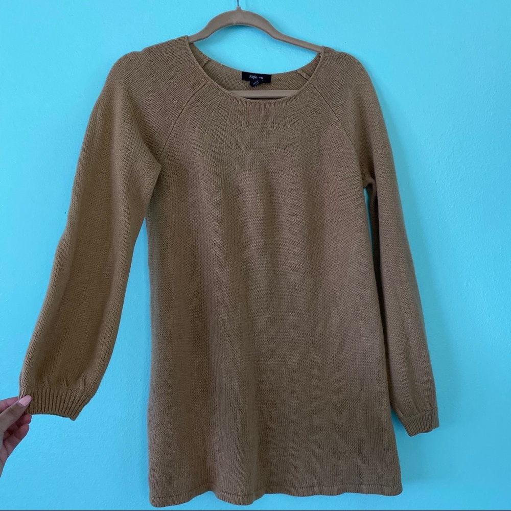 Brown sweater